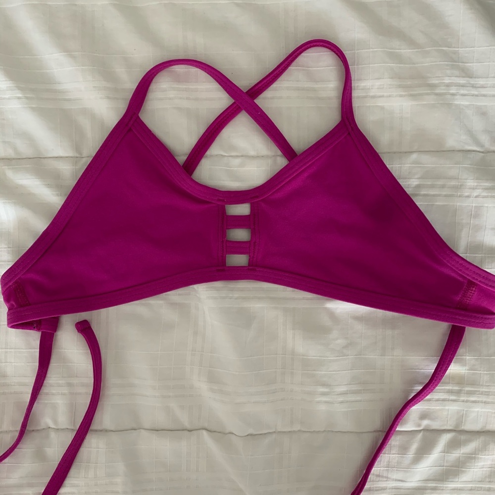 JOLYN TOP PERFECT CONDITION